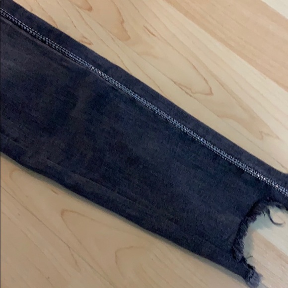 Zara jeans with Crystals on side - Picture 5 of 10